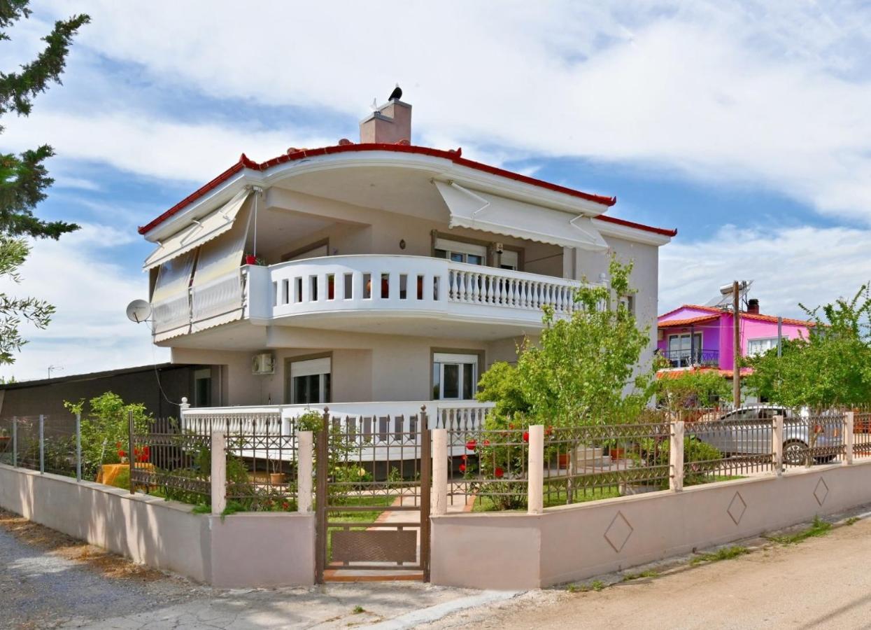 Villa Vangelis Nea Plagia Luaran gambar