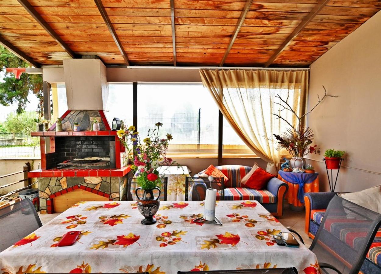 Villa Vangelis Nea Plagia Luaran gambar