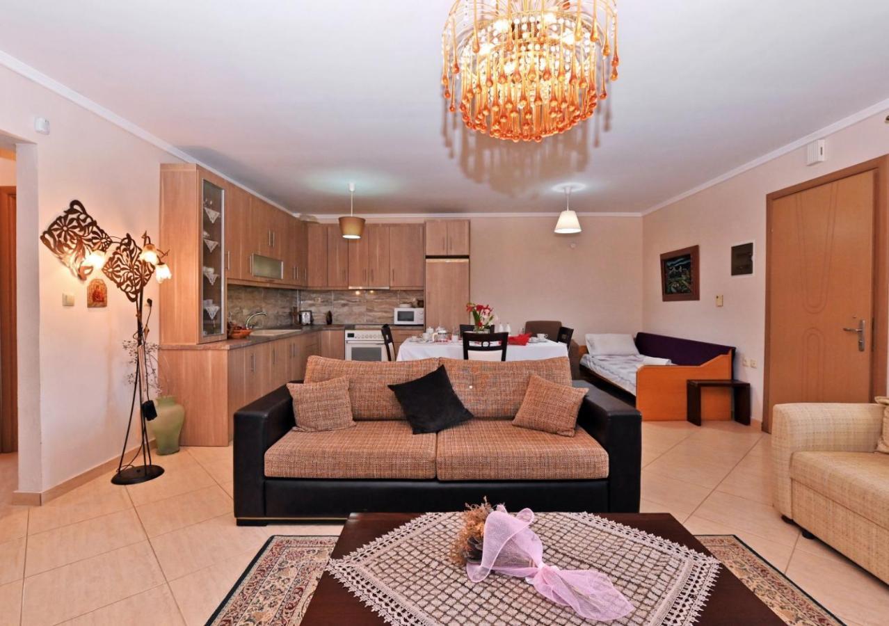 Villa Vangelis Nea Plagia Luaran gambar