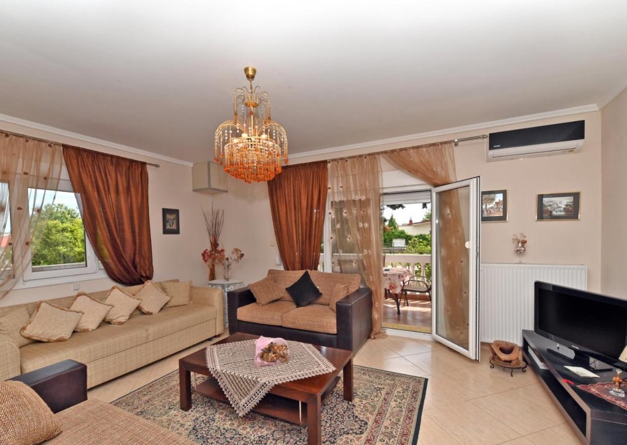 Villa Vangelis Nea Plagia Luaran gambar